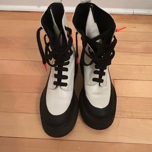 Mimosa white leather boots like new